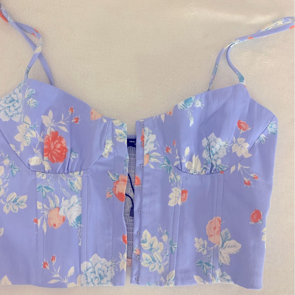 Zara new with tags crop top size small